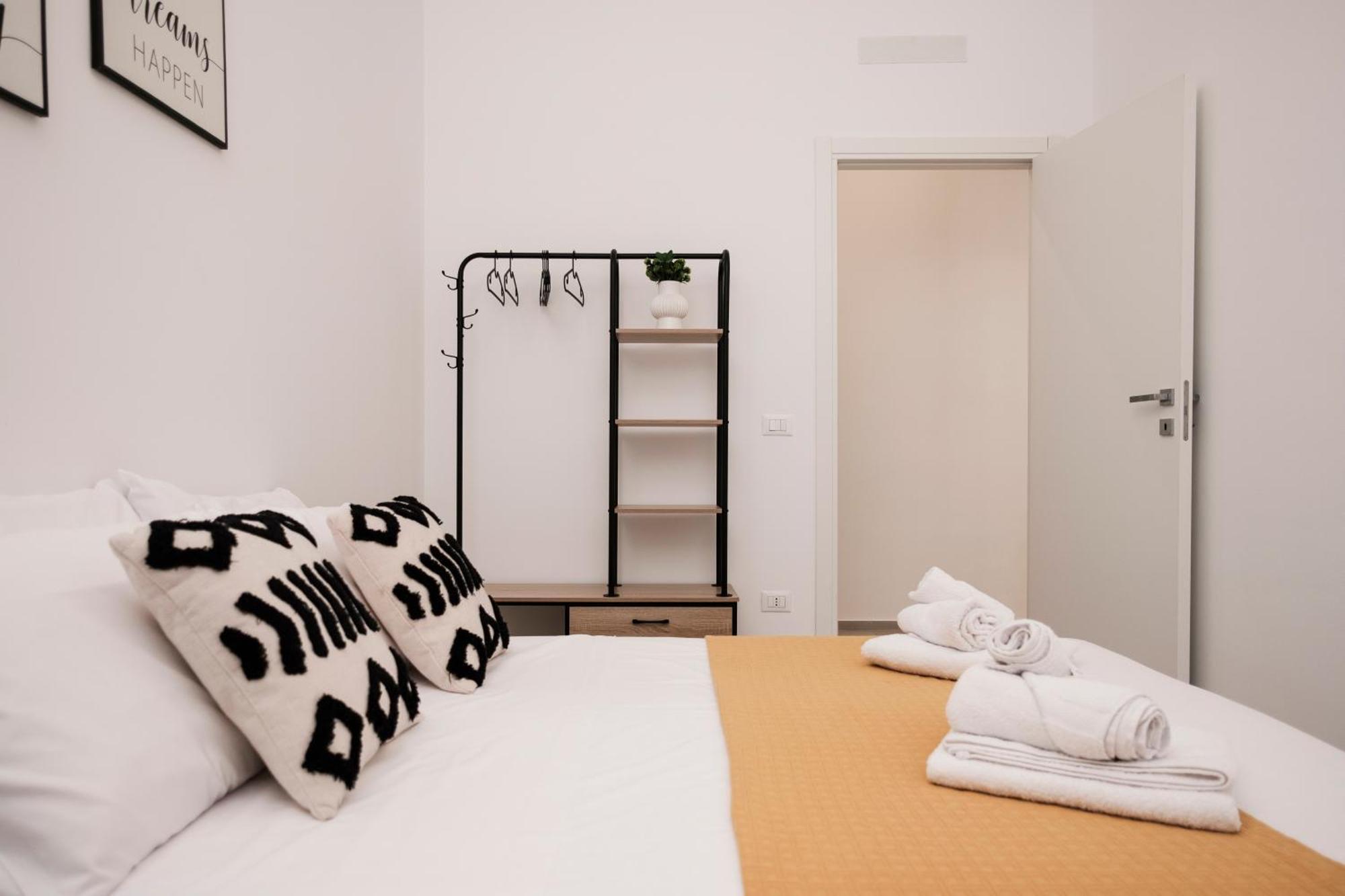 Pepoli Deluxe - Exclusive - Free Parking Apartment